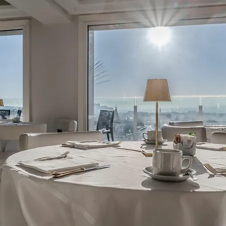 Hotiday Collection - Diaz