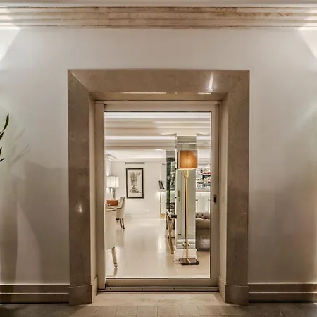 Hotiday Collection - Diaz Hotel Naples