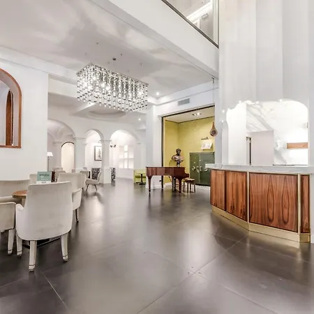 Hotiday Collection - Diaz Hotel Naples